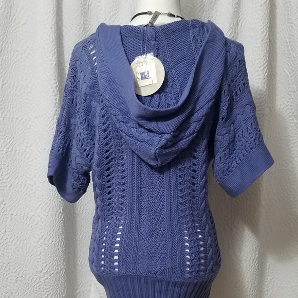 🎋BCBG Cable Knit Hoodie Sweater - Picture 5 of 13